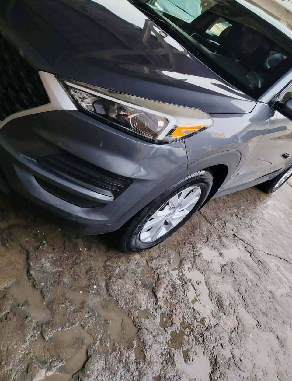 توكسن 2019 رقم نينوى با إسمي بدون اربكات صبغ قبغ الصندوق فقط 
ماشيه 44 الف سيارة جديدة محرك جي أي دي 

مابيها أي نقص السعر 175 $ وبيها مجال 

التفاصيل أكثر ع خاص ،


**إذا كنت صاحب هذا الإعلان وتريد حذفه لأي سبب، رجاءا أرسل رسالة إلى الدعم الفني**