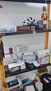 #بضاعة_مكس_مكرتن تقريبا 9 كراتين ملابس والكترونيات خير من الله بيع شلع...