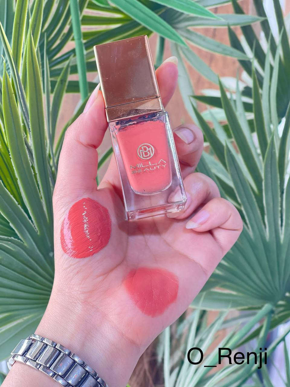 اذ تحبين اللوك الطبيعي ويبين خدودج مورده وحيوية طول اليوم
بقوم كريمي خفيف وملمس ناعم 
غنّي بالفيتامينات 

سعر السابق 5 الاف 
سعر الحالي  4،500

#ميلا_بيوتي
#millaBeauty 
#بلشر


**إذا كنت صاحب هذا الإعلان وتريد حذفه لأي سبب، رجاءا أرسل رسالة إلى الدعم الفني**