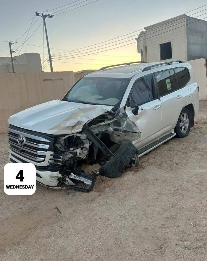 السلام عليكم ورحمه الله 🌹

للبيع تيوتا لاندكروزر ابيع على حادثها

المكينه كاز 

الشاصي سليم والمكينه شغاله والكير

السياره استعمال شخصي فقط سابقأ

موديل 2024اصل بلادي شركه عبد اللطيف

ماشيه 97000الف اصلها بلادي

السياره سابقأ كفاله عامه غراظها موجوده مازات والباب

السياره باسمي شخصي رقم اربيل جديد🚩

السياره تحويل مباشر سنويه وهزه جديد

السعر 📍(( 250$ ورقه  ) وبي مجال بسيط

ملاحظه:::# توصل اي محافظه تريدها 

حسب الاتفاق 
للاستفسار اكثر اتصال أو وتساب 

***********
