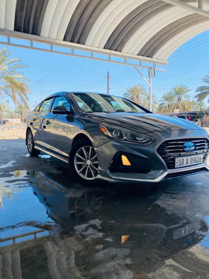 السلام عليكم
سوناتا وارد امريكي ٢٠١٩ للبيع 
محرك ٢٤٠٠ GDI 
ضررها جانبي جاملغ وباب بچم كبس 
لا لغد ولا شاصي ولا اي ضرر داخلي 
ايرباك السائق فقط وصور الضرر مرفقه بالمنشور 
كير محرك حدادية تبريد كله بشرط 
السعر 130$ وبيها مجال بسيط
للتواصل خاص او الاتصال ***********
