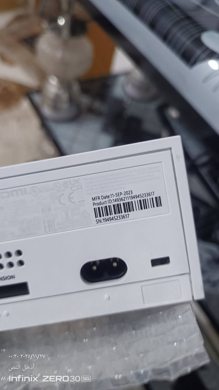 للبيع اكس بوكس سيرس اس
ذاكره نص تيره 
اصدار 23 
الجهاز شرط ما مفتوح 
بي كيم بأس التمت شهر 
ويا جوستكين 
وكارتونه الاصليه 
سعر 330
***********
