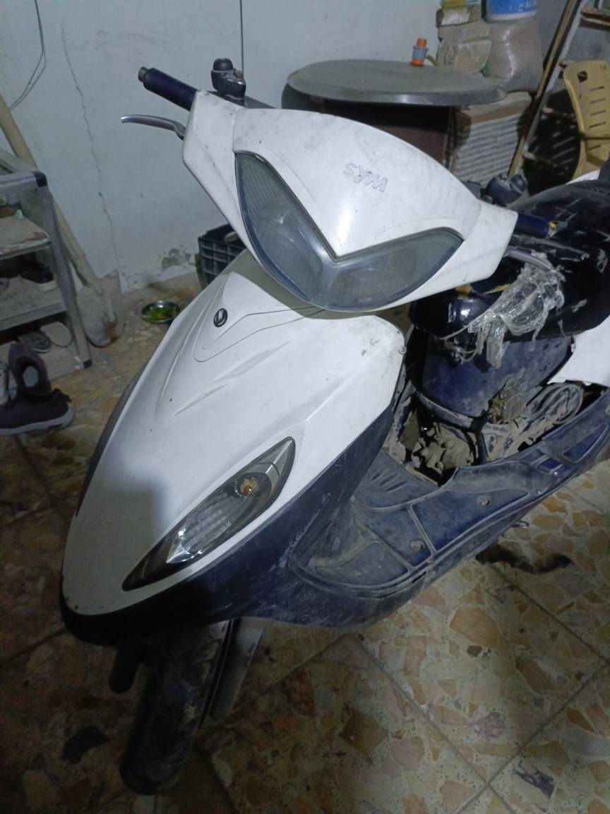 سلام عليكم للبيع عوزه بس تجفيت كامله من كلشي سعره 250 وبيه مجال محوره مكينه كامكو في تو حديث المكان نجف حي السلام استفسار *********** النجف, العراق
