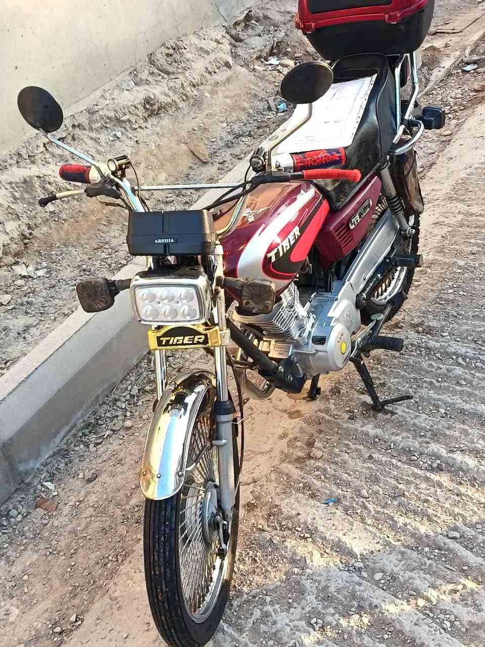 السلام عليكم تايكر 2020 اوراق استنساخ دراجه خير من الله اي نقص ما بيها السعر 475  (العزيزية ***********
