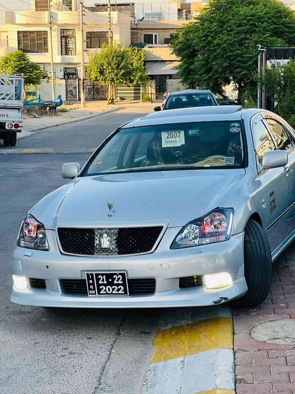 بەناوی خوای گەورە 

شاهینە بڕاوەوە بڕاوە 182

مۆدیل 2005 کامل کراوتە 2007

کوشن کارەبا 

ناوزەردی ساج مەلەکی 

سڵایتە 

شاشەو کامێرا  

پیش حاسە 

ئاوێنە شەفتو کارەبا 

قەترە لێدراوی نیە 

شانسی کۆسەرە و کەفەرکۆراو لێدراوی بەشت 

گێرومەکینە بەشەرت 

ڕۆنی گێرومەکینە ی کۆڕاوە 

کۆدی بۆکراوە بەناوی خۆمەوە 

سەیارەکا هین ماڵە هین مەعرەز نیە

سعری 54گڵاو مەجال 

لەچەمچەماڵم  موشتەری نیت سەری خۆتو خۆمش مەهێشێنە 

***********
***********

لەخزمەتی هەموو لایەک
