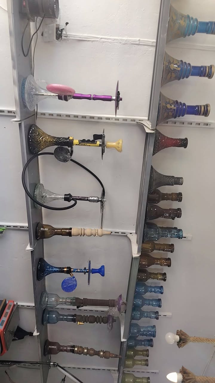لبيع مستعجل محل نراكيل موقع مميز كامل اي نقص مايحتاج شغل فوال بل محل إيجار رخيص اتصل عل رقم *********** يفهمك تفاصيل باقي سعر مناسب
