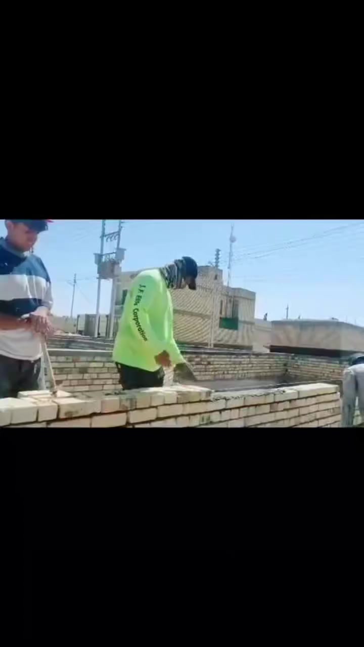 خلفه بناء متفرغ حالين وهاذه جزه من عملنه    ***********
