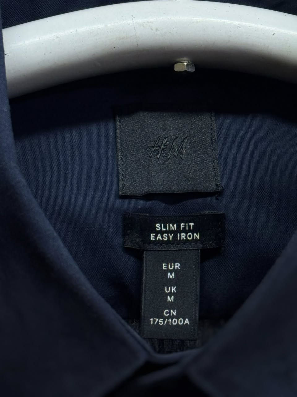 قميص ماركه (H&M)سوبر كريمه
القياس  M
النطاف💯/💯

يوجد توصيل 🚚 (بغداد -محافظات )
☎️رقم الهاتف :***********

للحجز -دايركت
