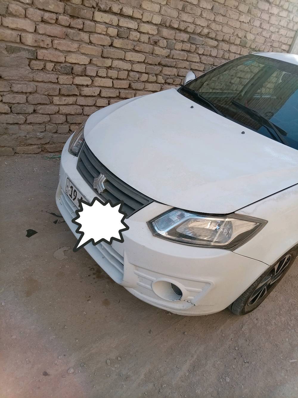 السلام عليكم ساينا موديل 2020 رقم كربلاء سياره جاهزه من كلشي حداديه مكينه كير اوتوماتيك تبريد ثلج يحب يتصل ع هذا رقم  *********** او تواصل واتساب ع هذا رقم *********** السعر 60وبيه مجال حك جيه