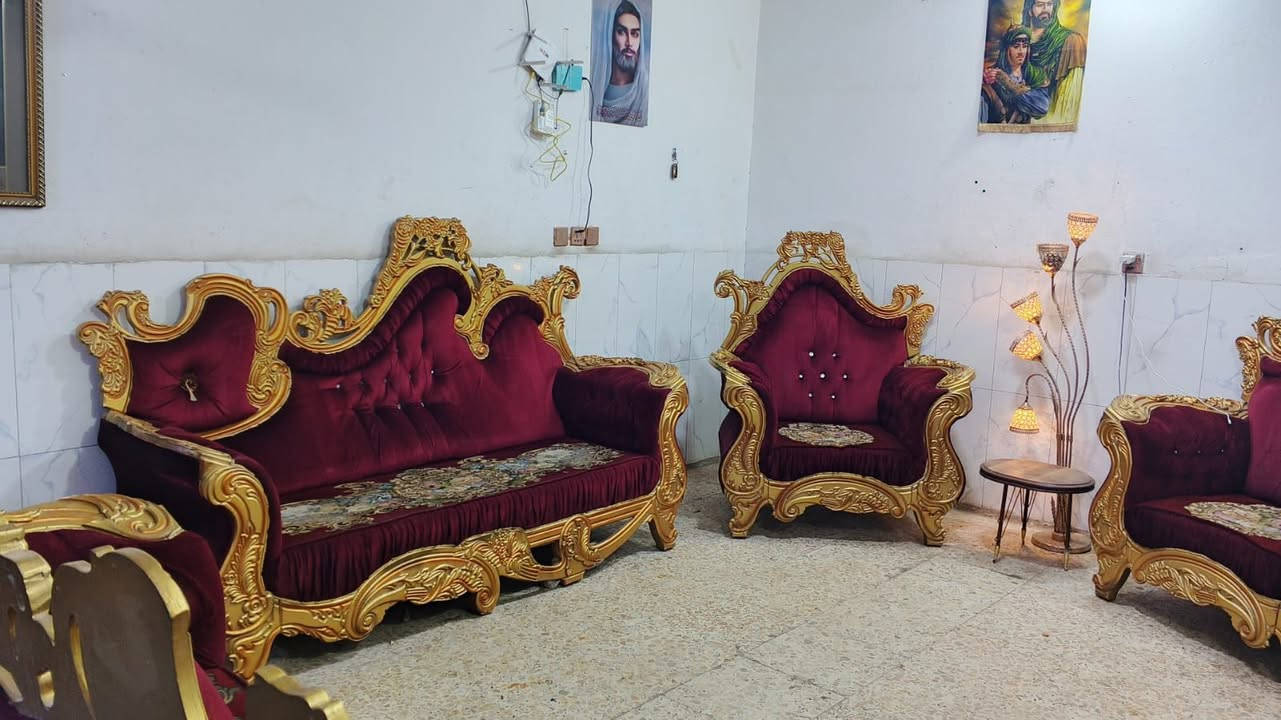 تخم ملكي عشر مقاعد نظيف
سعره 380 وبي مجال لمكان بغداد  
يوجد توصيل بكروه ب واتساب
***********
