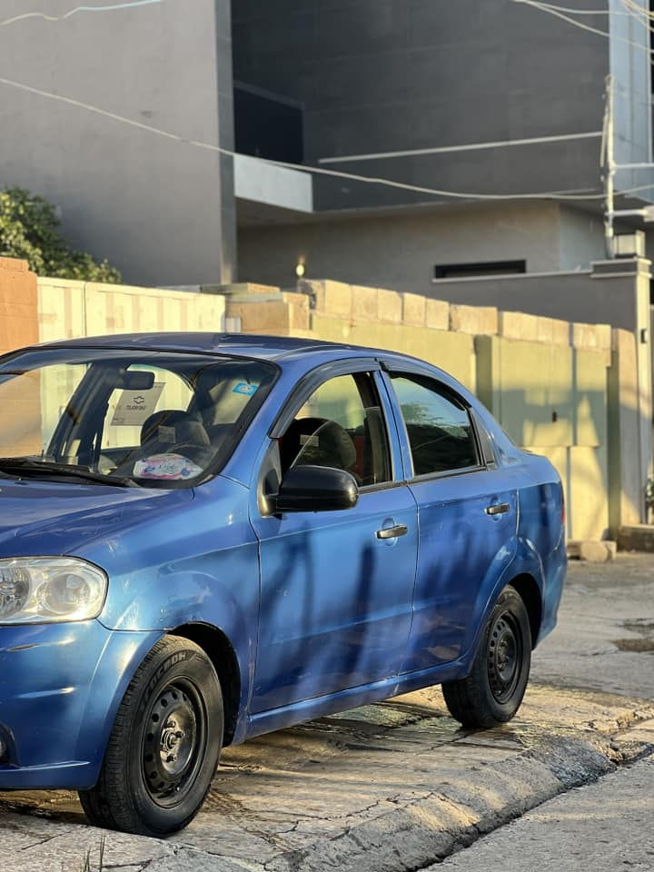 للبيع افيو 2008 
كير عادي مكينة 1600 دبل كم شفت كوري
السعر 60$ 
*********** واتس 
موصل حي العربي
