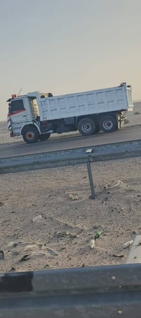 سكانيه للبيع 113 تايرات جدد محرك نضيف مجموعه فراشه كير 5+5 تبريد  شقال...