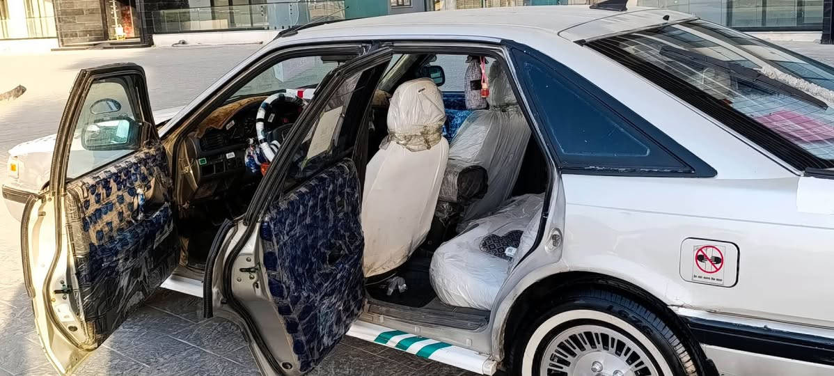 مازدای ١٩٨٨  ئارمی پلاستیکی سلێیمانی ١٢بەخ جانتا
سەیارەکە ماشەللەی ئەویت
٤جام کارەبای
کامل مەسروف کراوە بە دلی تو 
بە شەرتی گیرو مەکینە ١٠٠ فیتەر
بە شەرتی کارەبای مەزبوت
بەشەرتی ئەوەلیاتو غەرامە
بە شەرتی موسو براوە وەرگەراو
بە شەرتی  هیج لیداوکی نیە
بە شەرتی تەقەو رەقە
٤ ویلی تایەی تازە سپورت
بویاخی نیە هیج
سەیارەکە مالی دوستە هی مەعرەز نیە
٣١ موعامەلەیەکی  برایانە
 سلێمانی *********** السليمانية, العراق
