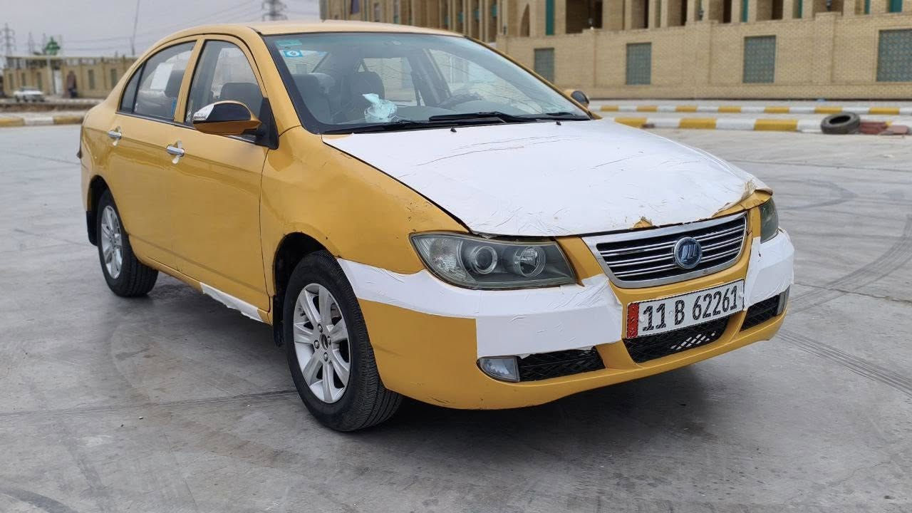 السلام عليكم
ليفان 620 موديل 2011 
رقم بغداد انكليزي هزة جديدة والسنوية بأسمي 
محورة كورولا كير عادي صار 5اشهر من شديتها السيارة خير من الله كهربائيات كلها جديدة ضفيرة وقاعدة كلة جديد تخم تاير توني شادة تبريدها يخبل لايبوخ ولايفصل صدرها توني مبدلة رايدها ب42 وبيها مجال ولشراي يشلع عيوني ***********
مكان السيارة كوت
