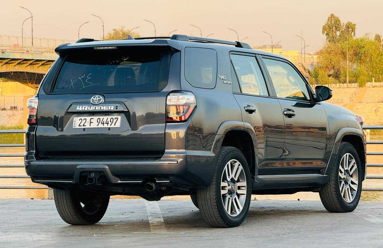 السلام عليكم 
فور رنر 2022 TRD SPORT رقم اربيل بأسم شركة وكالة او تحويل مضمون وصور الحادث مرفقة
وبيه 3 قطع كلير امريكا 
المواصفات : بصمة / جلد / كرسي كهرباء / شاشة كبيرة / كامرة / قطعتين تبريد / رادار امامي / رادار تعديل مسار / كروس سرعة / بلوجتر / 5 راكب 
مكاني بغداد 
للتواصل والاستفسار : *********** ☎️
