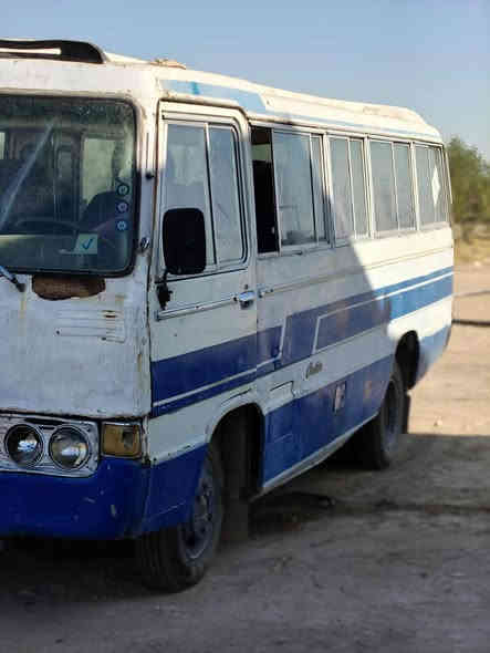 السلام عليكم 
كوستر للبيع محرك كير اكسل شرط تايرات جدد شادهن قبل شهر السعر 3 ونص الشراي يتصل على الرقم *********** مكاني كركوك قضاء الحويجة
