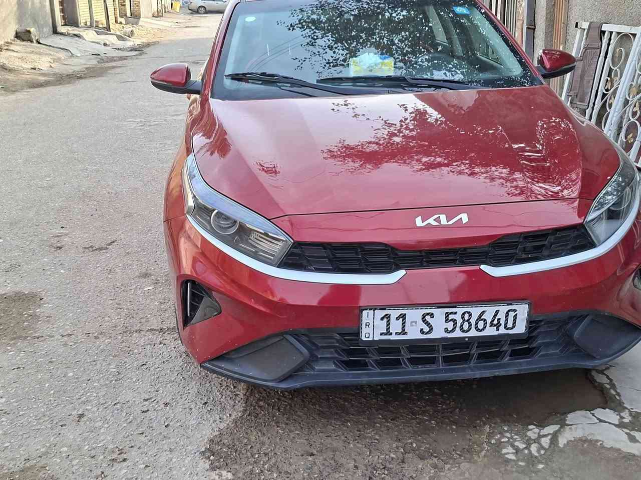 ياالله سلام عليكم فورتي 24وارد مريكي ظرره جدن بسيط ماشيه قليل دخول كتاب شهداء السعر150 وبيها مجال 
***********
