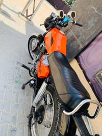 امزت • بدون العنوان • نجف