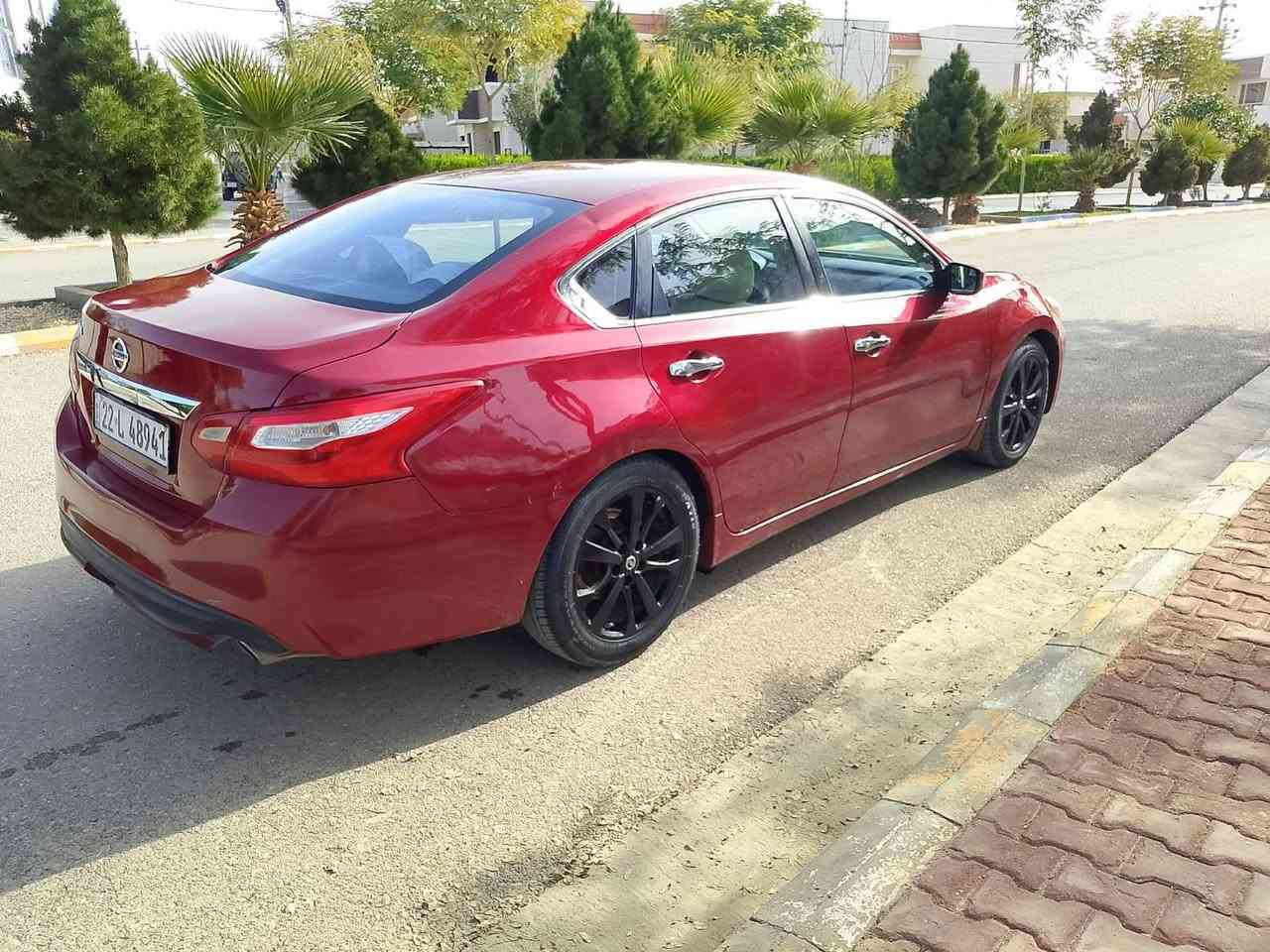 التيما موديل 18
رقم اربيل سنويه جديد باسمي 
تخم تايرات صدر امامي خلفي كلها شرط بدون نقص 
حادث أمريكا  خفيف كلش ا فقط بونيد بارد  بدون تبديل شرط بدون دواخل ولا شاصي كفاله  وبالعراق جاملغ خلفي والصندوق صبغ يعني فقط قطعتين صبغ 
محرك نظيف كلش 
شادلها گير مال 22 قبل اقل الشهر وابشرط ادامه كامله 
سعر مناسب 112 مكاني ديالى ***********
