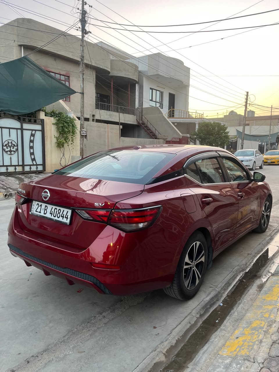 نيسان سينترا موديل 22 سنويه هزه بطاقة بنزين كله جديد حتدثها جاملخ وبنيد مبدل فقط بدون دواخل السعر 135 وبيها مجال للاستسفار *********** ماعندي ماسنجر بس واتس
