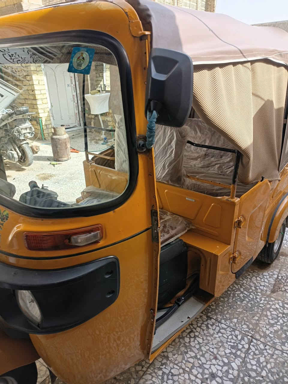 تكتك باجاج موديل ٢٠٢١ رقم بغداد  انكليزي هزه جديده باسمي لاتنقيص ولاتبخير السعر ٧٦٠٠  اتصال او واتساب *********** مدينه الصدر الداخل
