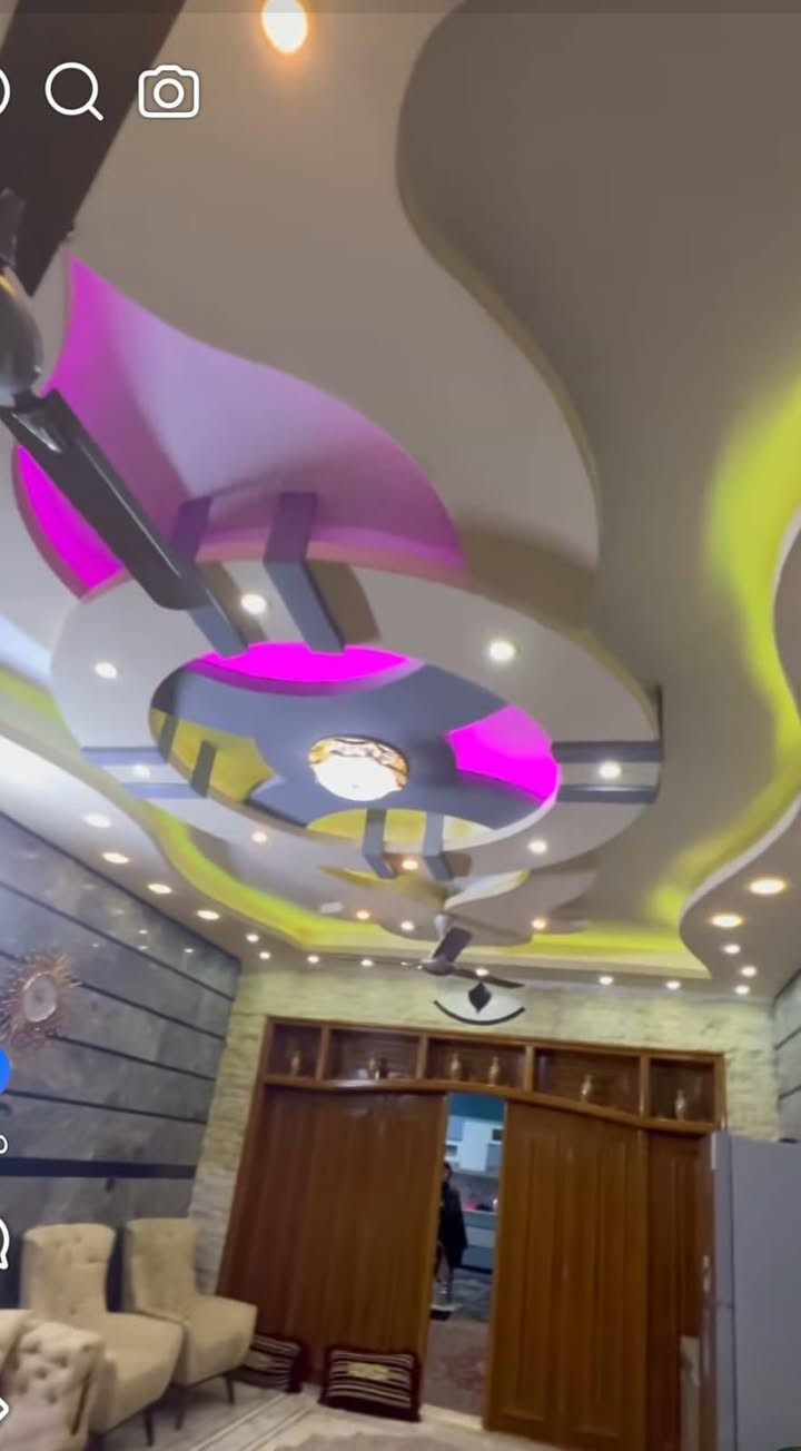 دار للبيع مساحه ١٣٠ متر حي الجمعية 
طابقين بناء سنه ٢٠٢٣ طابقين مال جناي 
٣ غرف نوم 
خريطه حديثه 
للاستفسار مراجعة مكتب الدر حي السلام شارع أبو الدجاج 
***********
