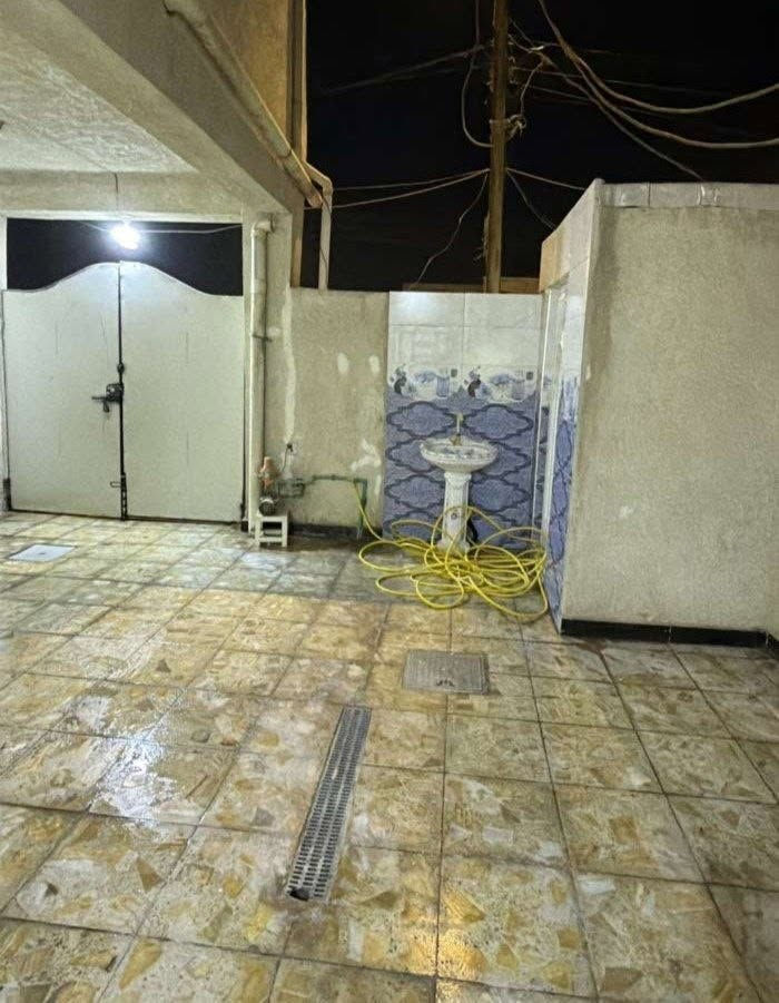 🏛️ بيت للايجار  🏛️

في الامن الداخلي بناء حديث موقع ممتاز

يحتوي ثلاث غرف منام صاله مطبخ

صحيات استقبال كراج

سعر الايجار 750 الف
ــــــــــــــــــــــــــــــــــــــــــ

للمعلومات اكثر الاتصال

على الرقم الموضح

***********
