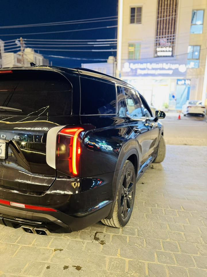 هونداي باليسايد فول XRT
موديل 2024 الفول 
محرك 6 سلندر 3800 🚀
دخول جديد ( مرقم بغداد شهداء )

المواصفات فول الفول 1/1
بصمه (ابواب وتشغيل وصندوق )
سلايد روف  
شاشه جبيره 
كشنات  كهربائيه   
 رادار امامي توقف ذاتي 
رادار تحديد مسار 
رادار خلفي ايضا توقف عند الخطر 
نقاط عمياء 
 قيادةذاتيه 
 حساس امامي
حساس خلفي 
 سبعه راكب 
ثلاث قطع تبريد منفصل
تحكمات فول 
انضمه قيادة خمس انضمه
 تشغيل عن بعد
 بردات خلفيه 
كل الكشنلت السياره تدفئه وتبريد
صندوك كهرباء ذكي
اوتو هولد
هند بريك بصمه 
منفصل سياحي
منافذ شحن بكل الكراسي
 ويل كب 20 
 ستيرن رجاج اثناء تنبيه
لدات امامي خلفي 
شحن واير لس 
 شفتات ستيرن
انارة ترحيب عند الاقتراب 

* بعد بيها هواية مواصفات ….
السعر 280 وبيها مجال
العنوان / بغداد المنصور
للاتصال ***********
