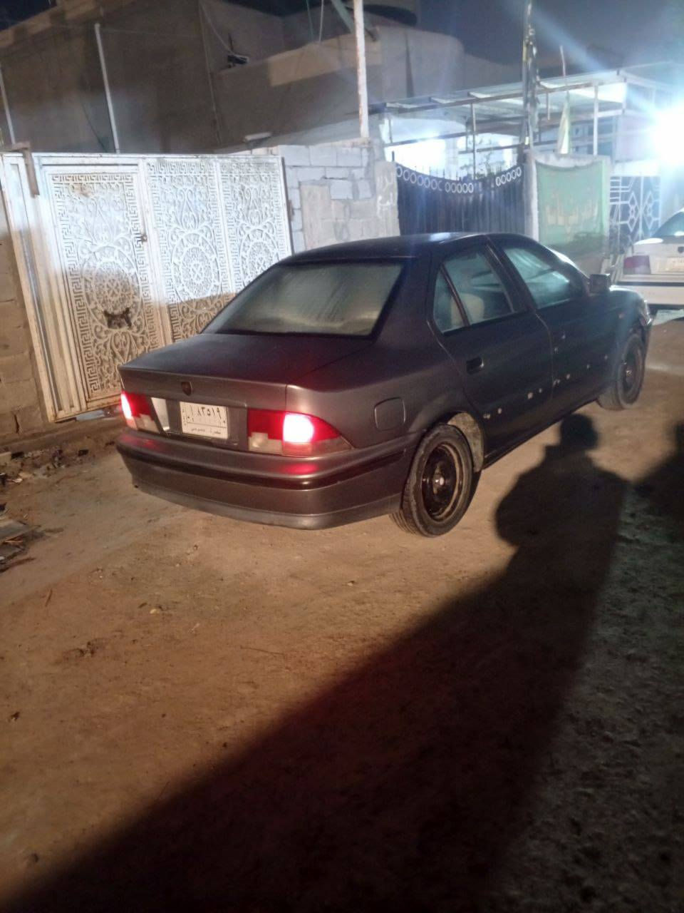 سلام عليكم هاي سمد للبيع مديل 2009 بسمنه حنه اني راعيها سياره جهزه من كلشي محرك كير حداديه الك تراي ميه وثمنين تروح بغداد بس كشنتها تعبانه ساره جهزه مجهزه تبريد شاشه كهرباء يات سياره كلش حلوه سعر 32  رقمي ***********
