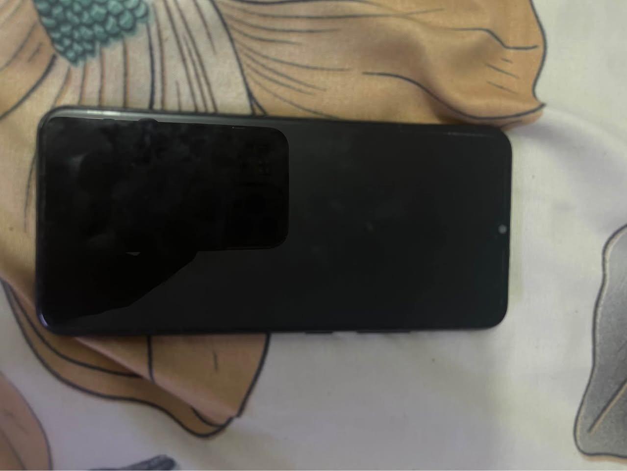 السلام عليكم عندي جهاز. ريلمي c21y
بي طبع خفيف كلش ما مأثر على الاداء 
الجهاز ويا كارتونته الاصليه
السعر 60 الف 
مكاني الدوره 
*********** بغداد, العراق
