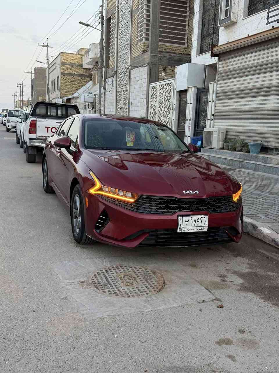 يالله السلام عليكم كي فايف 2022معوقين بصرة باقيلهة سنتين وتتحول راعيهة ب البصرة وكالة عامة السيارة بيهة قطعة وحدة فقط بدون تبديل بس المدكر الأمامي السيارة كلش حلوة وجاهزة السيارة تحديد مسار نقطة عمياء ترحيب ماشية 80الف mi ايرباك فقط استيرن وبيهة بارد ب الباب الخلفي 145بيهة مجال كلش قليل رقم الهاتف ***********
