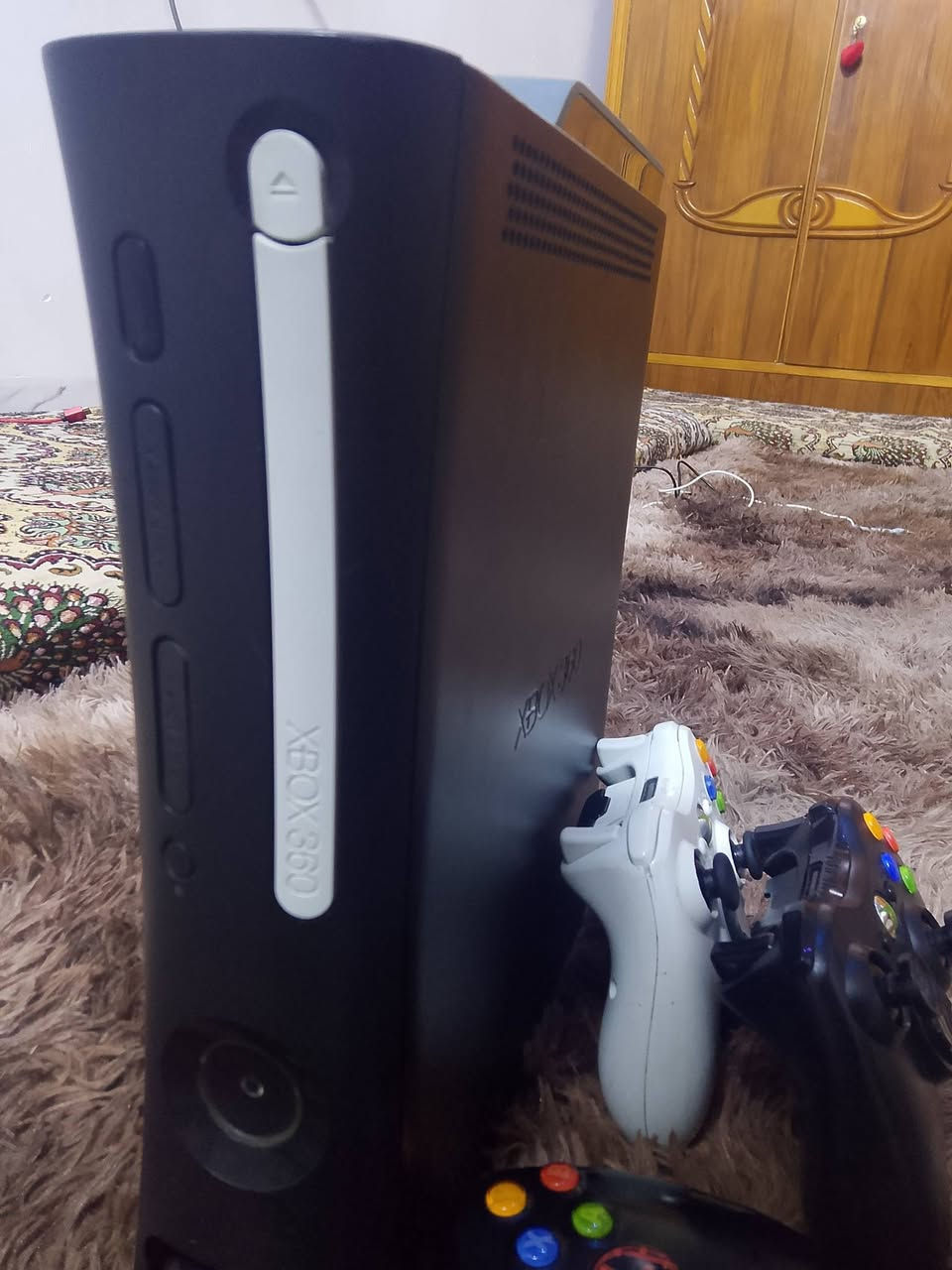 اكس بوكس 360 كاسبر 2010
جهاز نضيف كامل محولة اصليه +كيبل HDاصلي
3جوستكات بلوتوث إصليه+جوستك بلي فور +2بطاريات شحن +قائمة اسرار جي أي ايه
العاب بيس 2013 و2006 و2018 
فيفا شوارع 
Callof duty2 
Callof duty3 
Battlefield2 
Battlefield3
زومبي 7 وال8  
بي 74 لعبة قويات 
السعر :110وبي مجال


**إذا كنت صاحب هذا الإعلان وتريد حذفه لأي سبب، رجاءا أرسل رسالة إلى الدعم الفني**