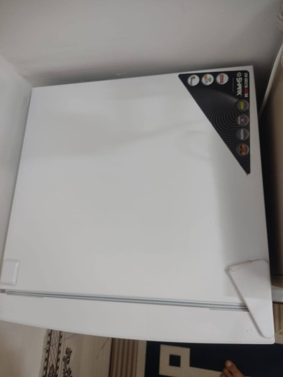 ثلاجه 6 قدم  جديده مامستخدمه شي قليل  ***********
