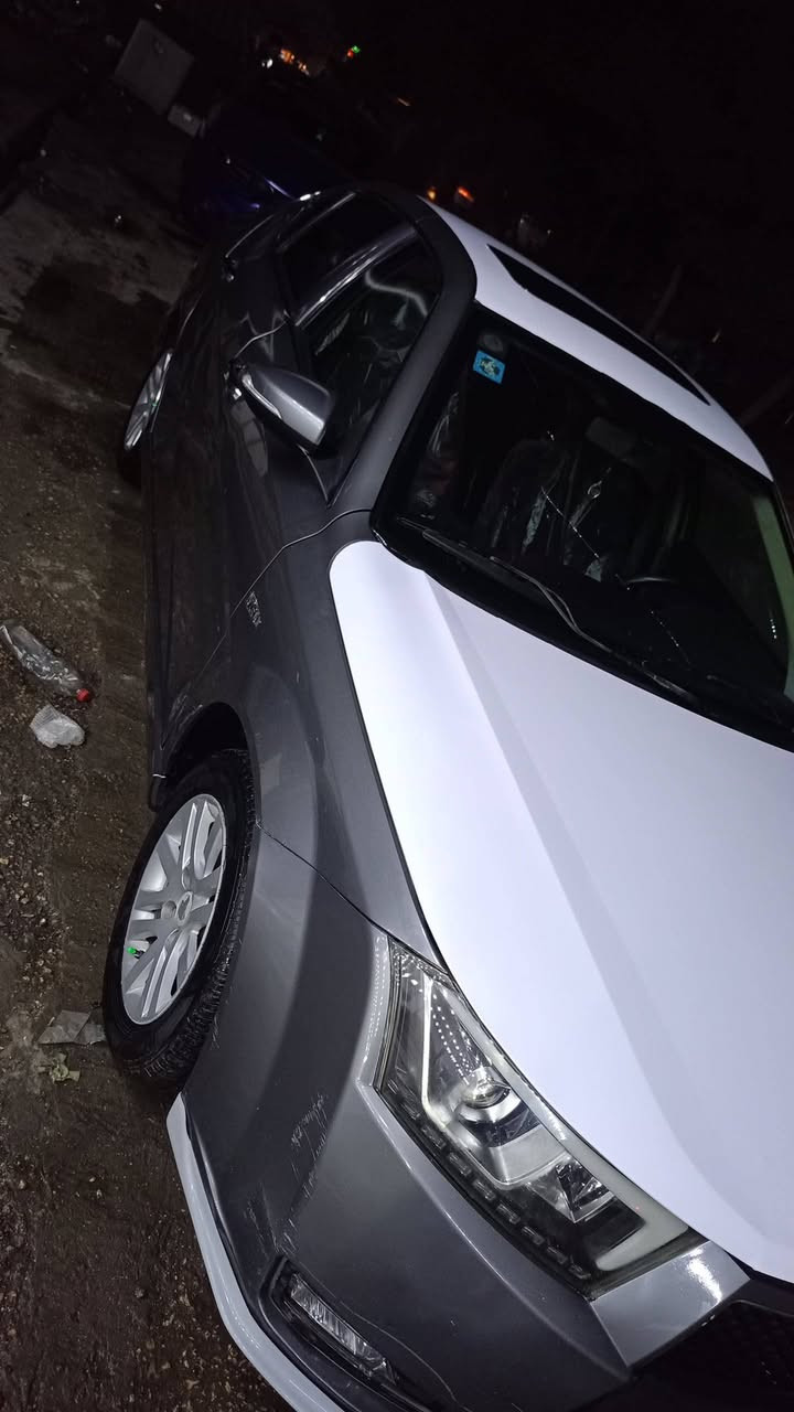 سلام عليكم سمد دنا الموديل 218 مكفول كفال عم لبيع ومراوس سعر 65 وبيه مجال سياره كلش حلوه *********** واني خادم مكان كربلاء
