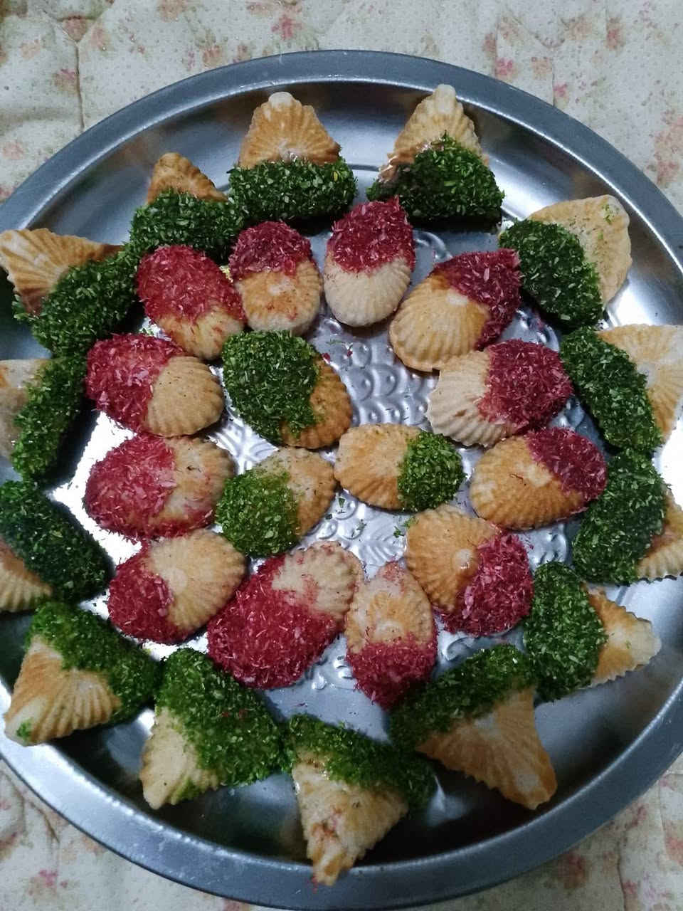 "القهوة مُرة، والبيتي فور حُلو.. وما بينهما لحظة استرخاء لا تُنسى." ☕️🥨 اطيب البيتي فور في بيتي وبسعار مناسبه 
كلش كيلو ب خمسه الاف فقط شكله حلو وطعمه احلى 🌺
كلشي متوفر حسب الطلب وبسعار مناسبه كلش انواع الكبب والمعجنات وانواع المكولات أسعار مناسبه كلش توصل داخل الامنطقه حصوه ابو غريب مجاني خار خمسه الاف توصيل  وربي يرزق الجميع متوفر الان يوجد توصيل مجاني داخل الحصوه فقط 🙏


**إذا كنت صاحب هذا الإعلان وتريد حذفه لأي سبب، رجاءا أرسل رسالة إلى الدعم الفني**