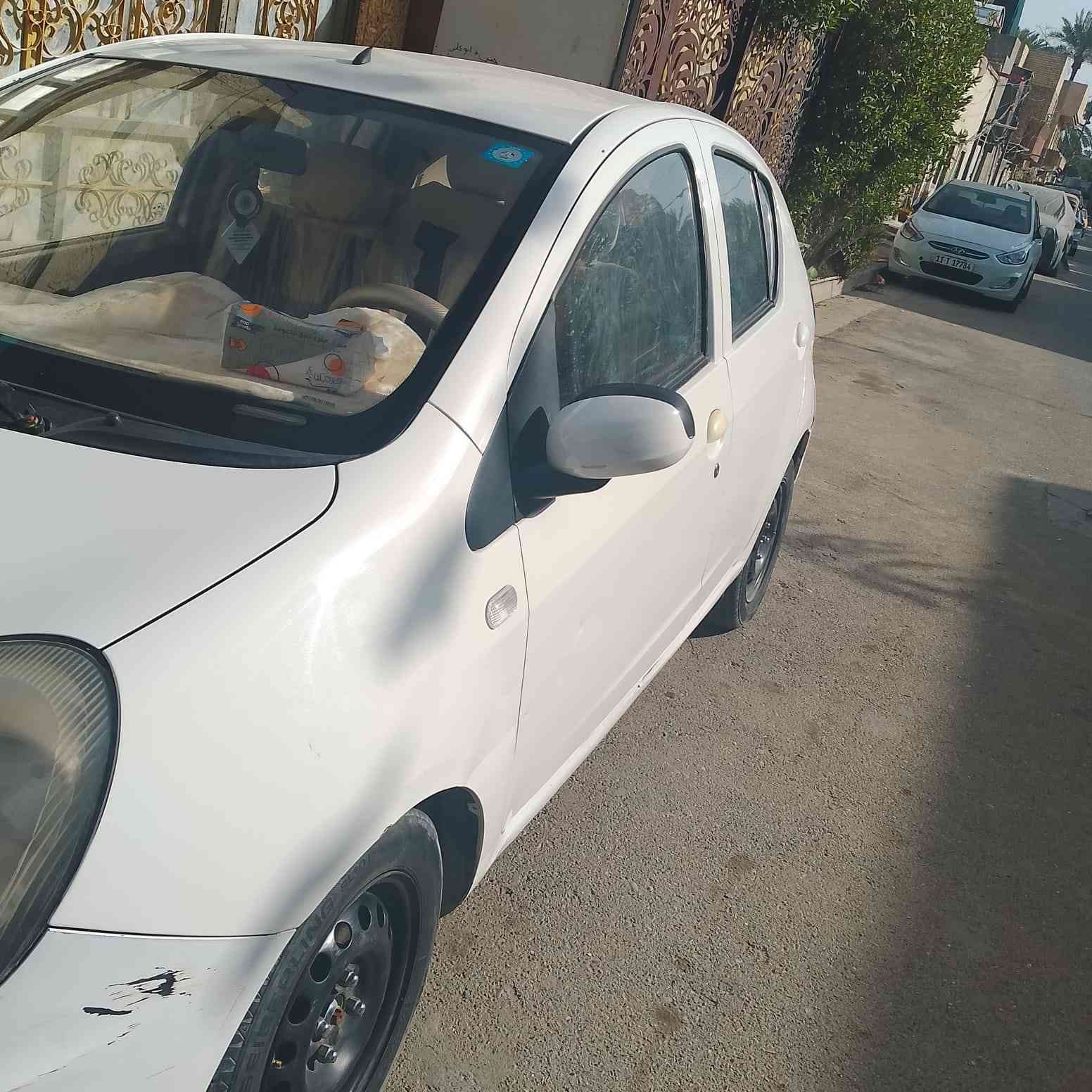 السلام عليكم
جيلي باندا ٢٠١٢ رقم بغداد 
السونار موجود بالمنشور
السعر ٥٢ ورقة وبيها مجال قليل
مكانها بغداد البلديات
***********
