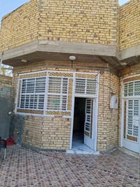 قرب سيطرة النسيج • ٢١٩م • غرفتين