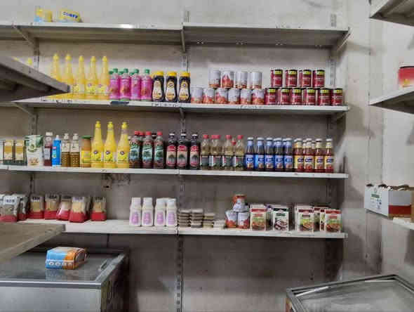 السوق للبيع لعدم التفرغ لاستفسار. *********** بغداد
