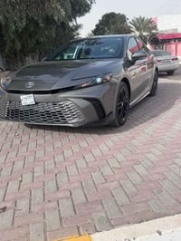 كامري موديل 25 هايبرد SE ماشيه 8 الاف صبغ فقط بنيد السعر امصلح وجاهز 2...