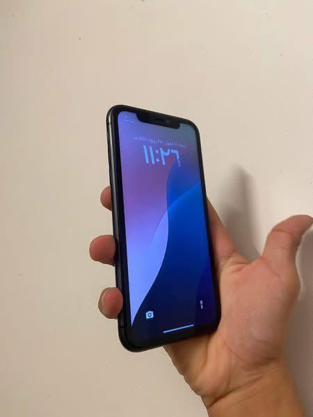 ايفون 11 عادي جهاز كلش نضيف ذاكره 128 مبدل شاشه اصليه فقط وفيس ايدي شغال جهاز كله شغال وجديد مكان بغداد لكرخ رقم واتساب فقط *********** سعر 215
