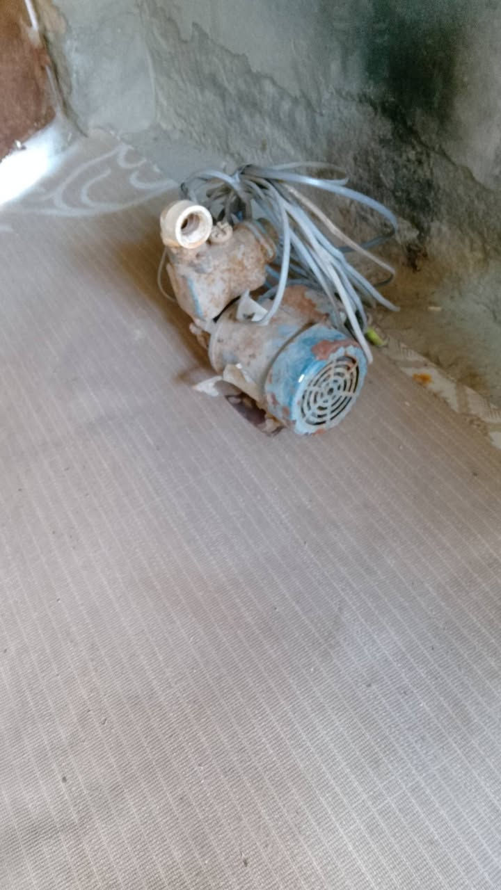 ماطور شغال للبيع مع وايرر 10 امتار سعره 25 الف مكاني هوير منطقه الخاص


**إذا كنت صاحب هذا الإعلان وتريد حذفه لأي سبب، رجاءا أرسل رسالة إلى الدعم الفني**