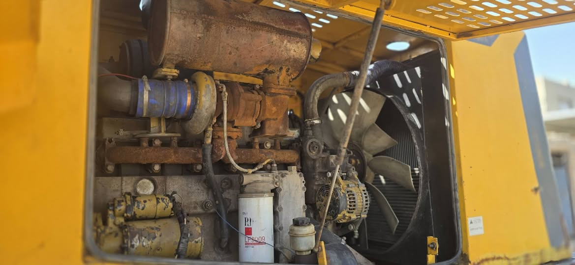 للبيع شفل صيني ZL 
موديل 2010 رقم قادسية تحويل مباشر 
***********
