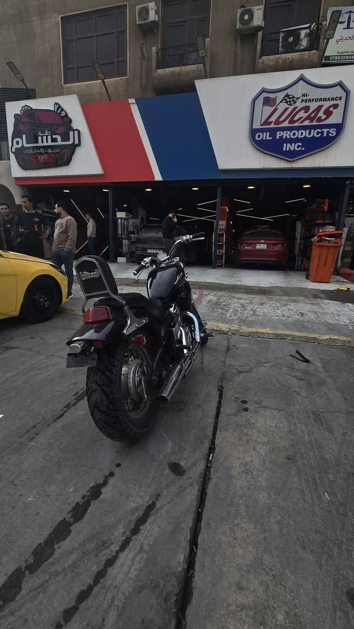 سلام عليكم شباب هوندا ستد
حجم المحرك ٤٠٠ 
كامله من دون اي نقص 
مكينه خرسه 
صالنصه بلادي
اشاير لايت عالي ناصي 

السعر المطلوب 13$ وبي مجال
مكاني بغداد مجمع دار السلام
***********
