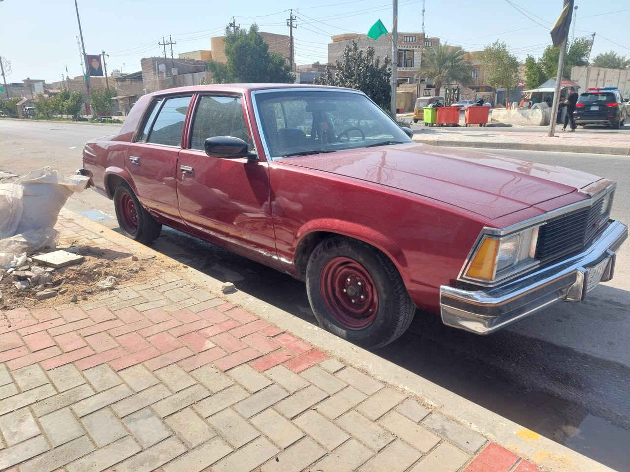 سلام عليكم
الحجيه ماليبو للبيع 
موديل ٨١
كير اوتوماتيك 
مكينه فيشه وبطل اسود مال ملكه 
اليساره مصبوغ 
ملاحظه
السياره تحتاج بطانه سايق ويدات داخليه وغاز تبريد
مكان كربلاء 
السعر ٦٠ ورقه 
***********
