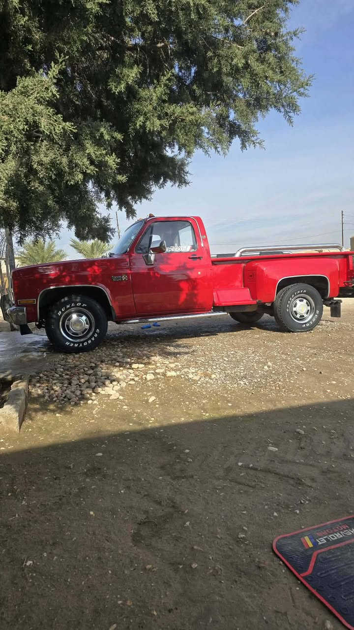 سلام عليكم شوفروليت موديل 82سنويه مشروع وطني لل29 بسمي لوحات دولي كود بنزين موجود سياره فول فول معمرة علا ايدي علا اخر حبايه محرك 6بلادي 3كير سياره بدون ضرر صبغ عام جماليه فقط سياره كلها بل شرط سعر 95وبيهة مجال مكاني كركوك الشراي يتصل***********
