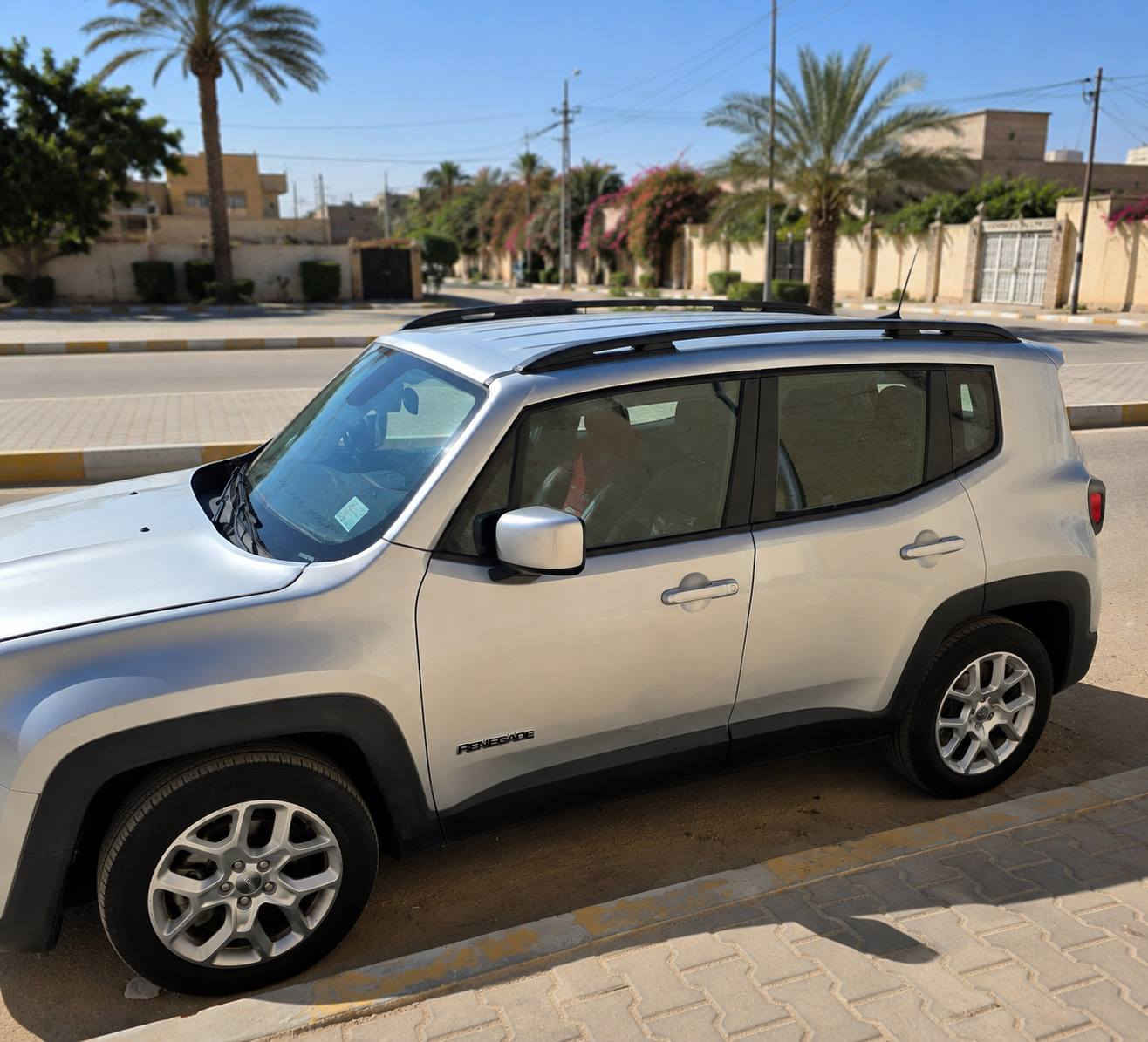 موديل ٢٠٢٠
مكينة ٢٤٠٠ 
السيارة جاهزة 
مواصفات معروفه 
السعر ١١٥$ 
الاتصال او المراسلة عبر الواتساب 
***********
