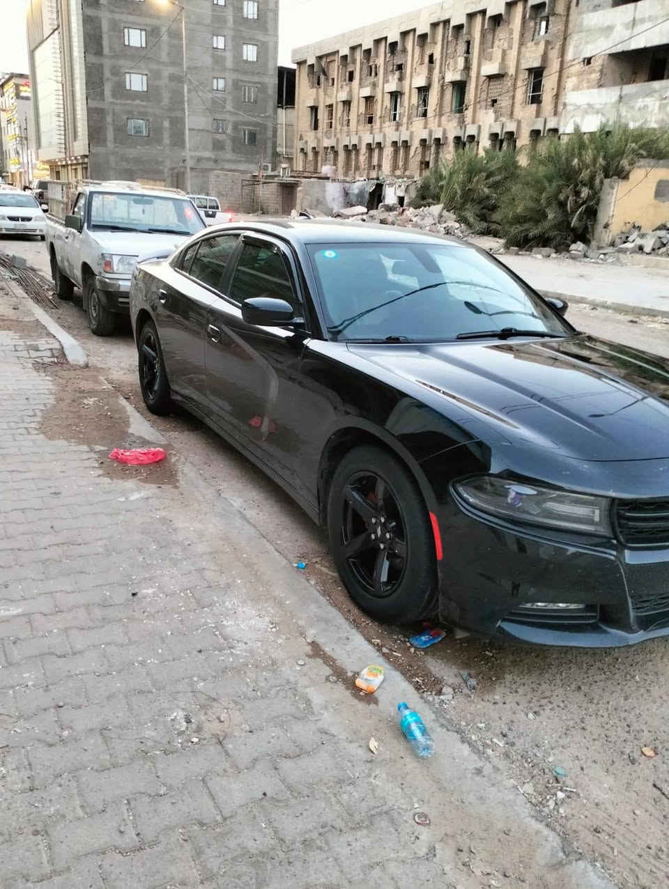 سلام عليكم جارجر  16 مرمز 22 سيارة كفالة بيهة بس باب كلير من امريكة استخدام شخصي كشانات حضن شاشة جبيرة كير مكينة حدادية كلة كفالة السعر 165 :ستفسار  *********** مكان السيارة بصرة قضاء المدينة مكلف بنشر
