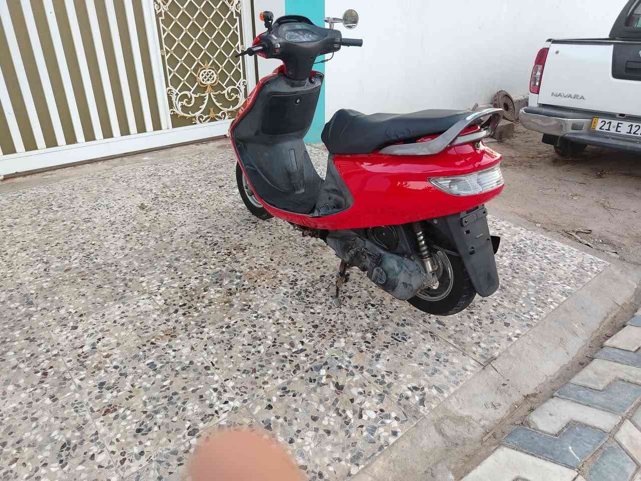عليكم للبيع درجه فراشة حاويه موديل 2006اصل كرستال مكفول  مكاتبت لوكيل موجوده مكينه مامفتوحه مكفوله كهربايات كله شغاله قفل ستيرن قفل جنطه كيجات شغالات سعر 600وبيه مجال 📞الاستفسار *********** مكان نجف مو شراي اعبر لمنشور
