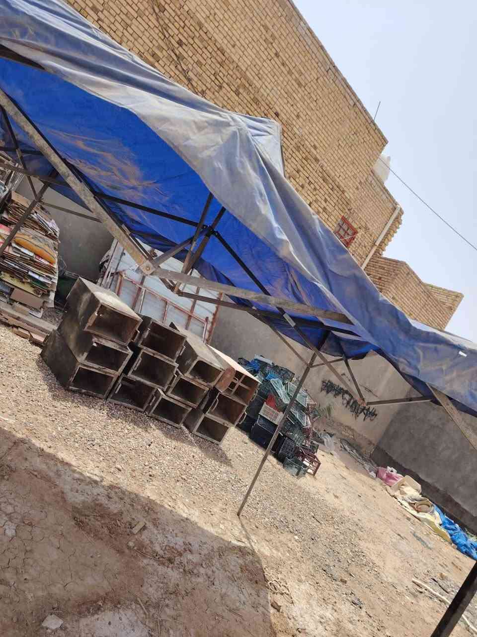 عدي براد  اصلي باب الأول شغال نضيف 300 بيه مجال قليل عندي خيمه مضله تطبك طولها ٦مترات ارتفاع ٣ سعرها ٦٠ بيها مجال الاستفسار *********** العنوان نهاوند
