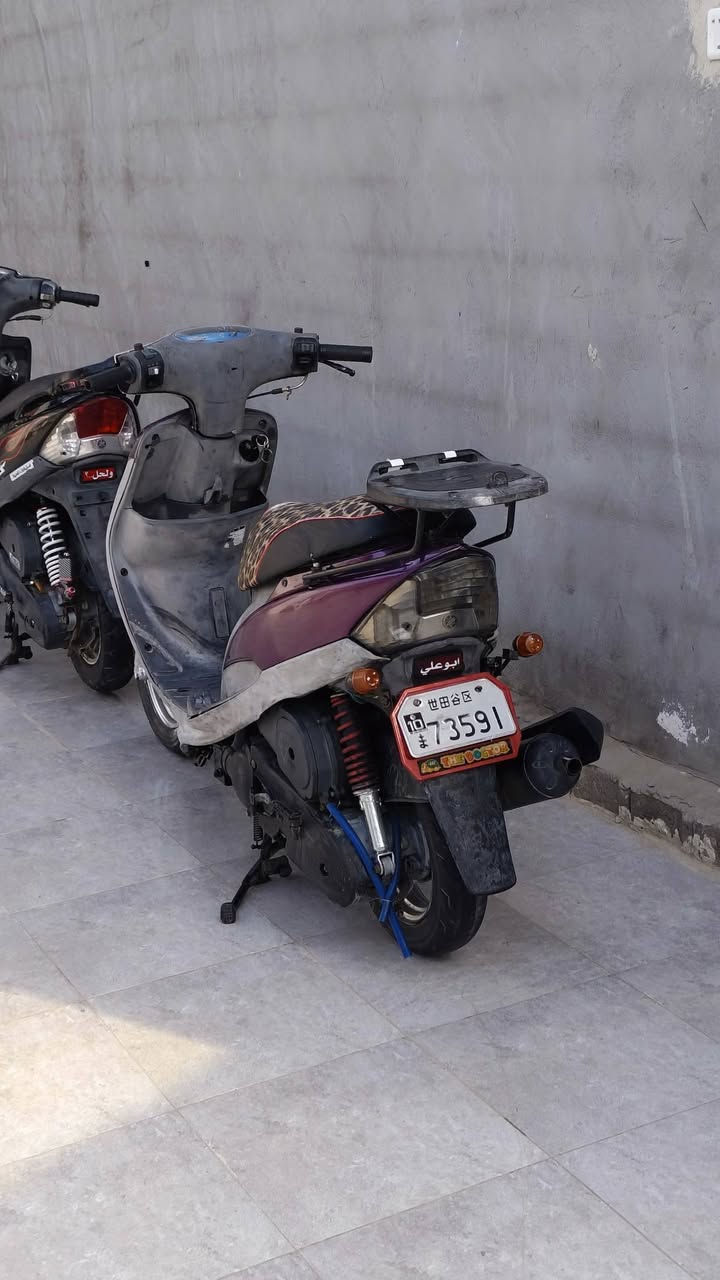 قجمه للبيع او مراوس حسب القناع
دراجه مكينه خرسه شرط شرط 
شلعه ومعدل كلجات رياضي 
دراجه نقصه بس ترتيب كهربائيات 
مكاني القرنه ثغر 
***********
